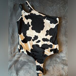 Cow print one shoulder bodysuit size S